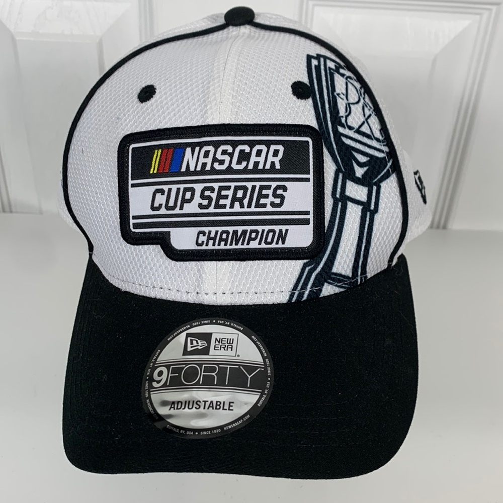 NWT New Era white NASCAR cup series Champion hat snap back. Napa racing